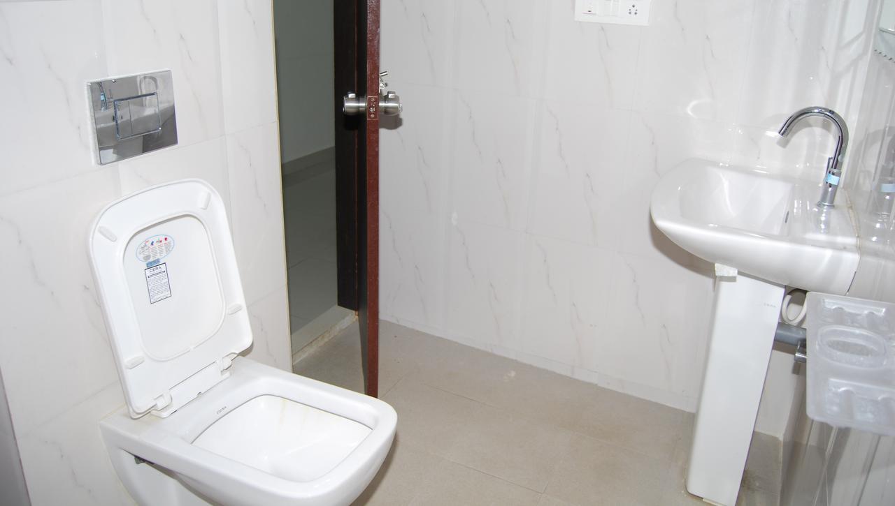 Pratham Residency Hotel Mysore Esterno foto