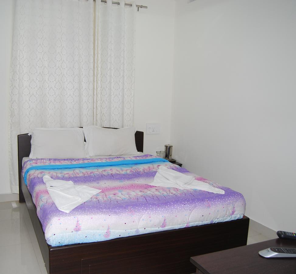 Pratham Residency Hotel Mysore Esterno foto