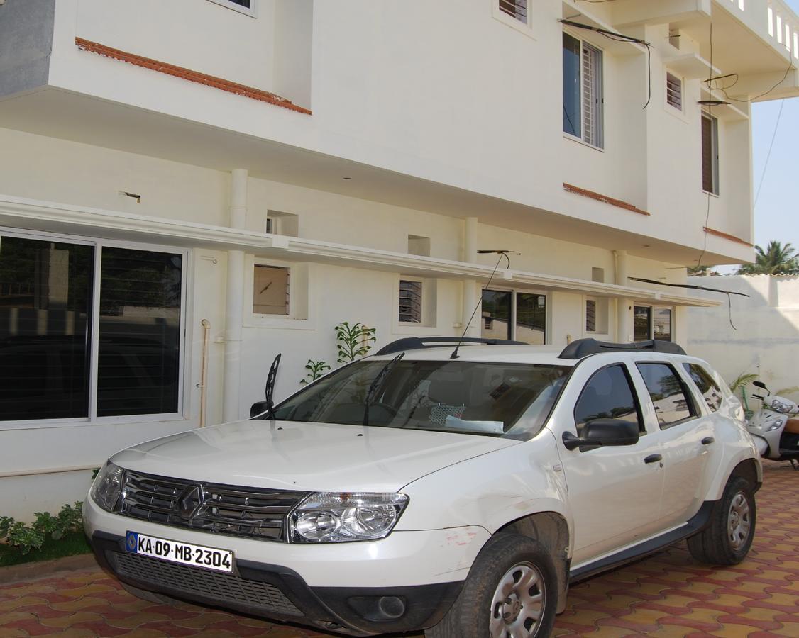 Pratham Residency Hotel Mysore Esterno foto